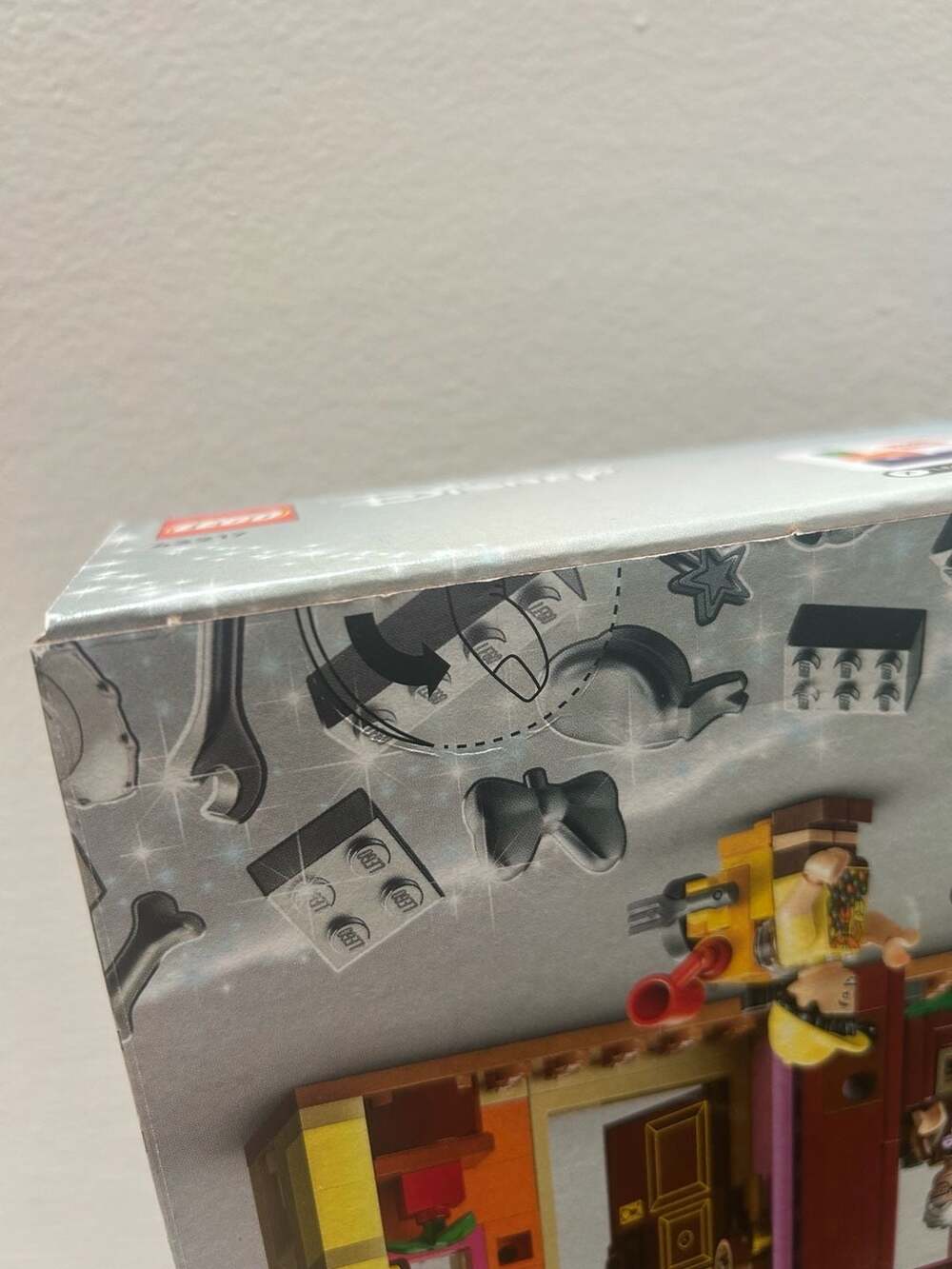 Lego  Disney and Pixar ‘Up’ House (43217) Sealed - Picture 3 of 6
